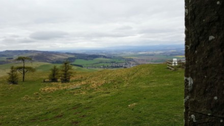Looking to Newtyle and Lundie Crags