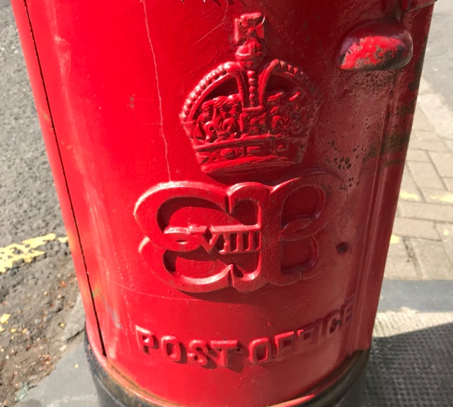 Edward VIII post box